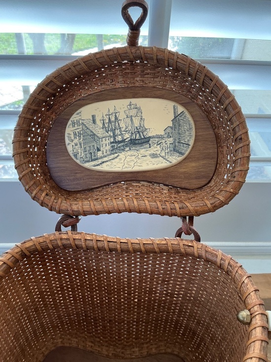 FARNUM Nantucket  Scrimshaw Basket Purse - Picture 5 of 8